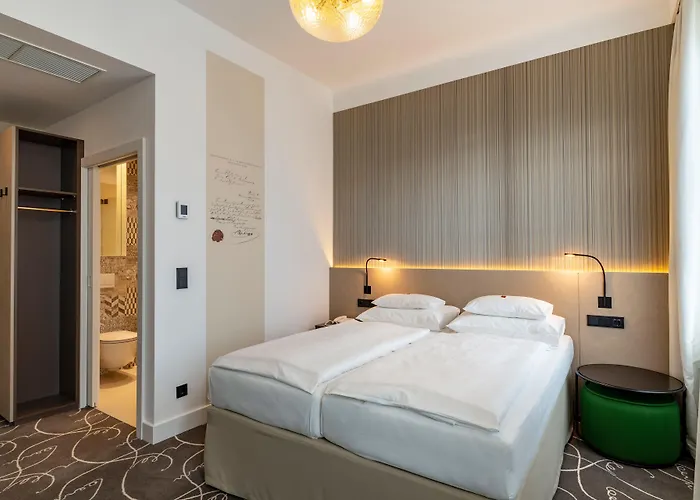 Erzherzog Rainer 4*